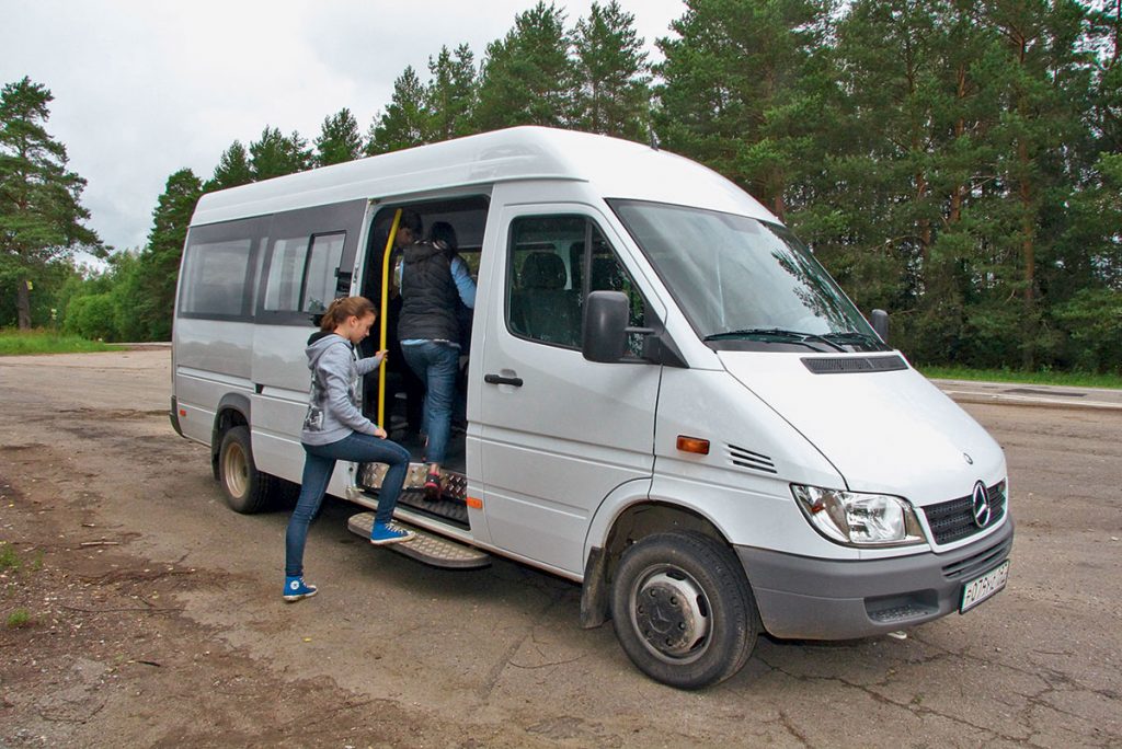 Первый премиальный: как Mercedes-Benz пришел в Россию и ушел из нее