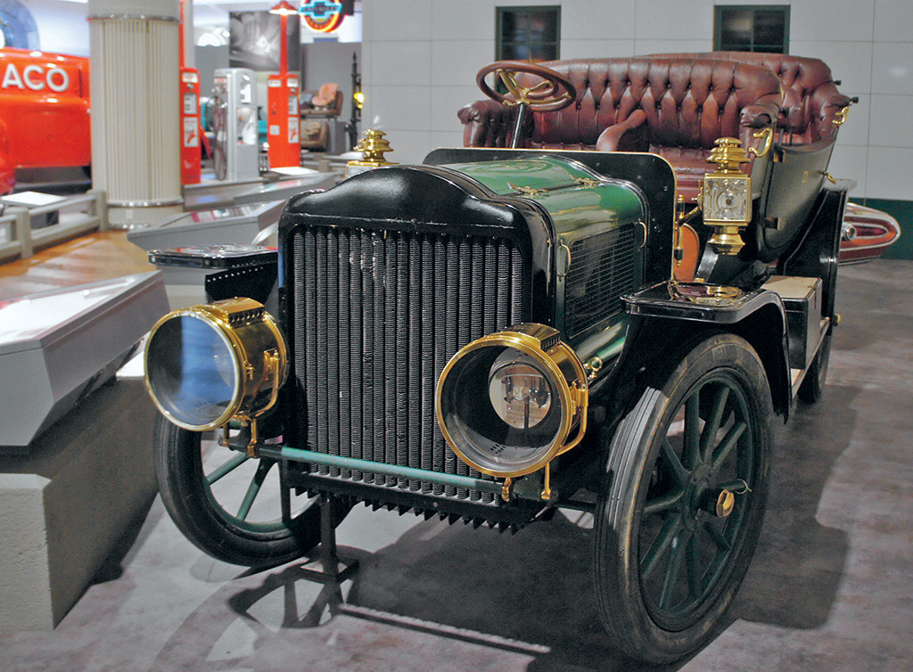Удивительные экспонаты и паровые машины музея Генри Форда